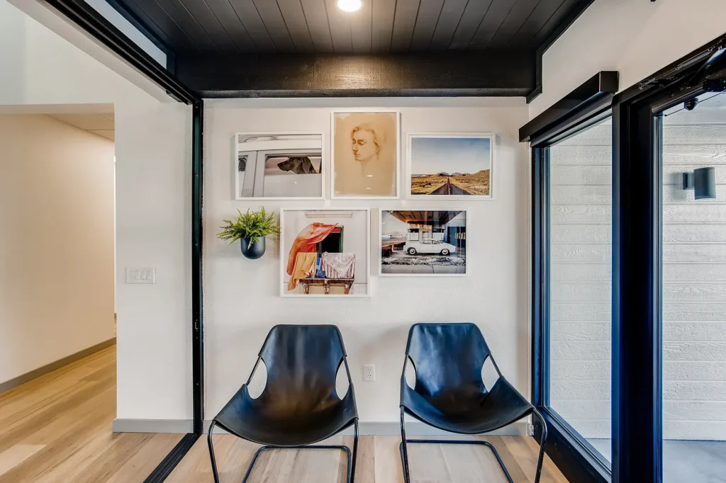 Clubhouse entrance lobby with seating